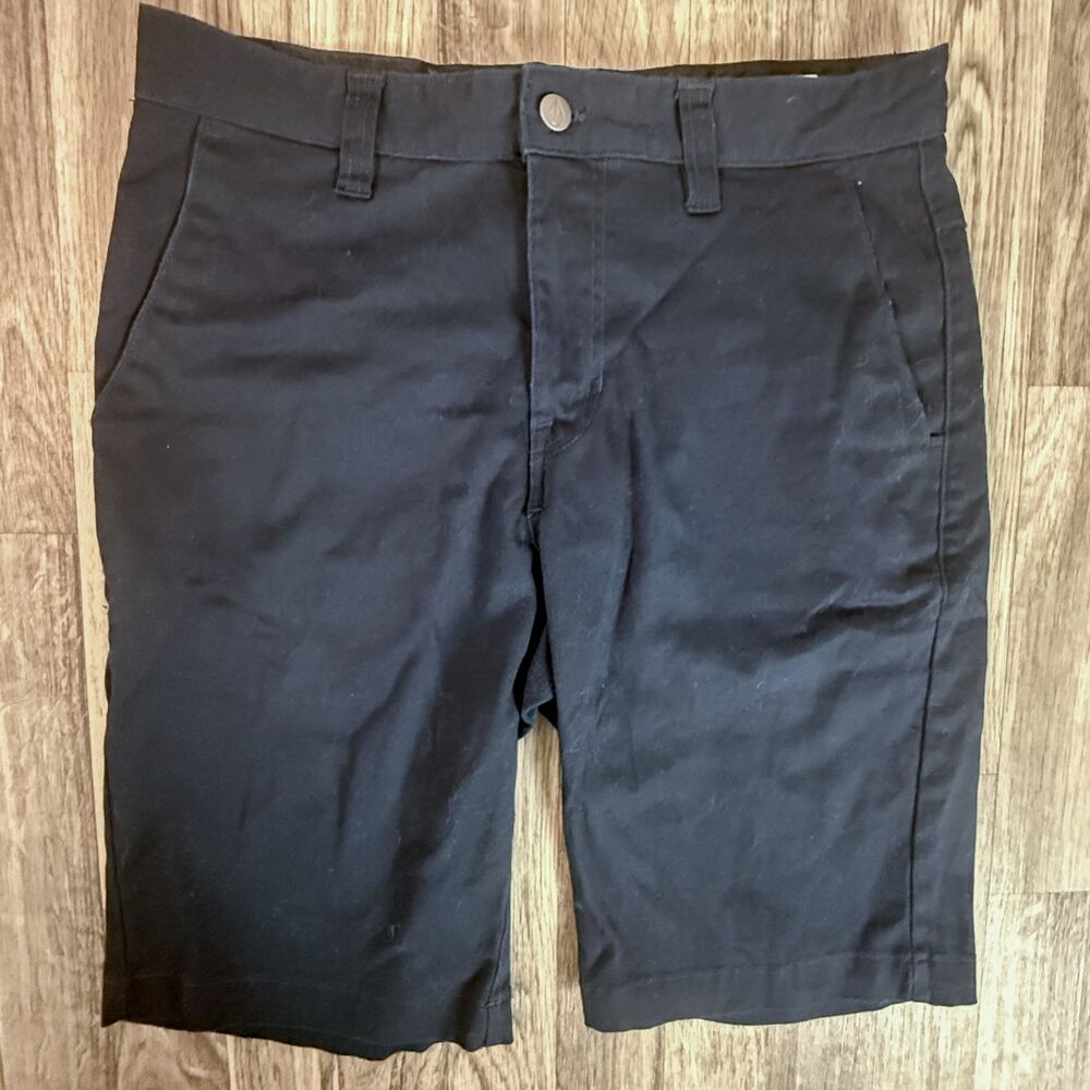 Volcom True To This Black Stretch Chino Shorts Men’s 30 (flat-front style)